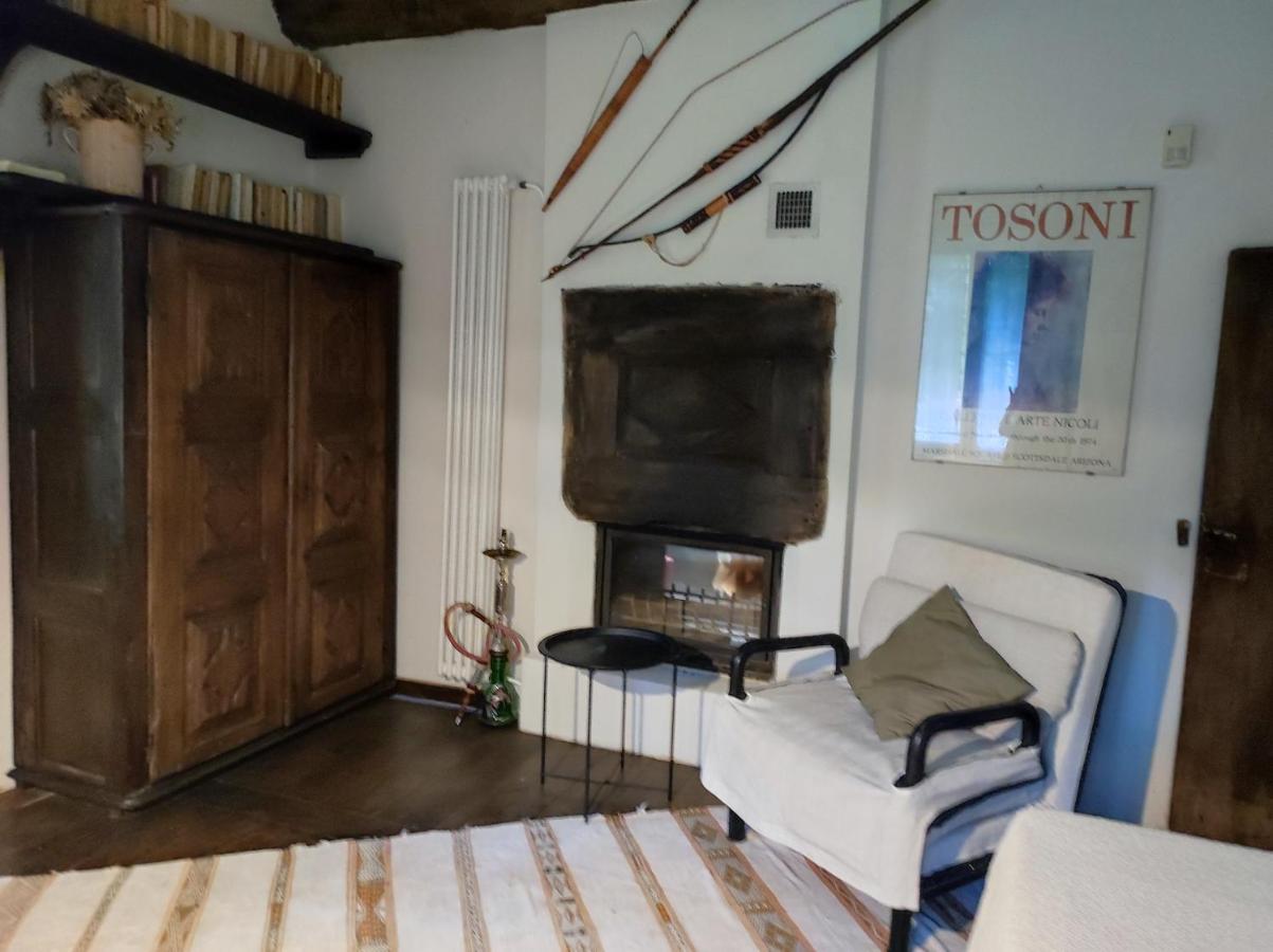 Antica Cascina Del Medico Hotel Muzzano Bagian luar foto