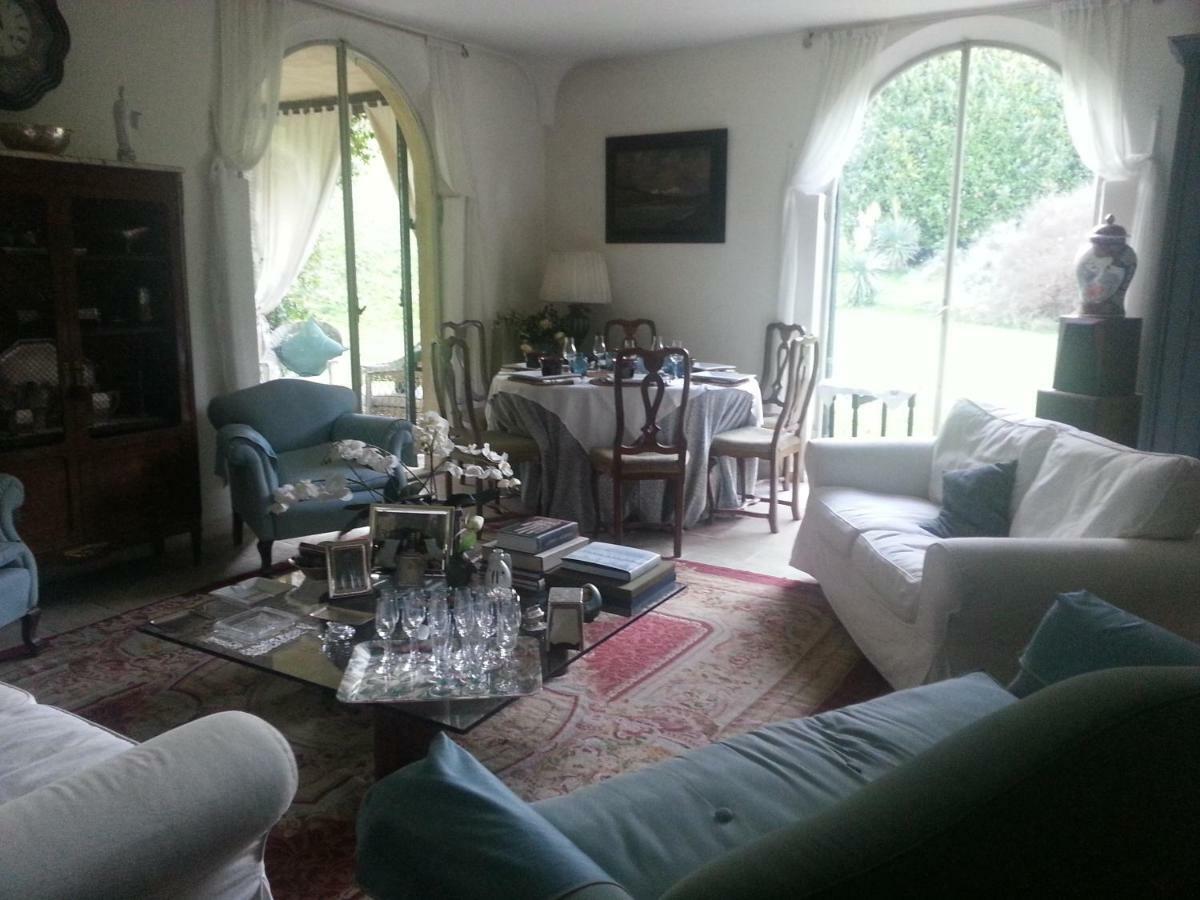 Antica Cascina Del Medico Hotel Muzzano Bagian luar foto