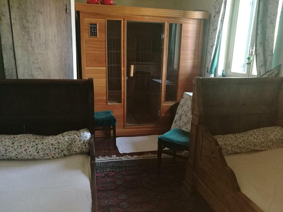 Antica Cascina Del Medico Hotel Muzzano Bagian luar foto