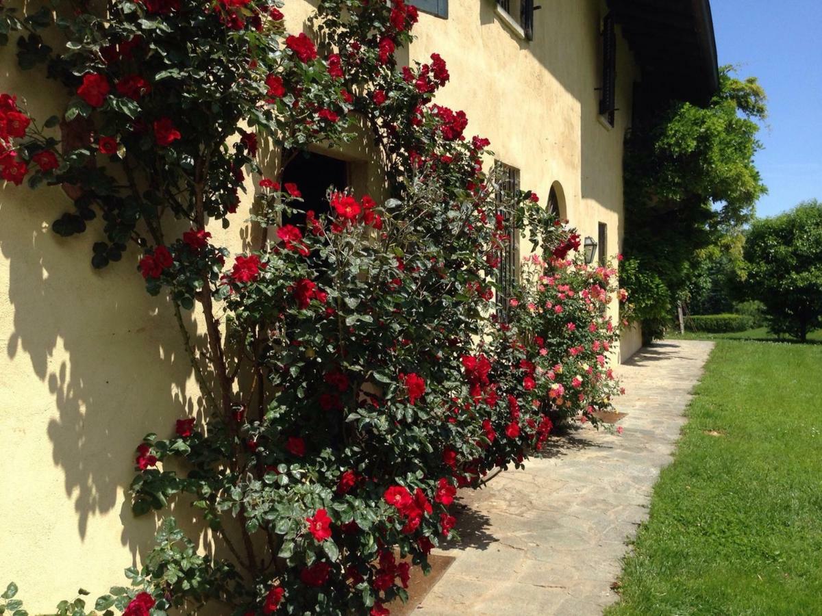 Antica Cascina Del Medico Hotel Muzzano Bagian luar foto